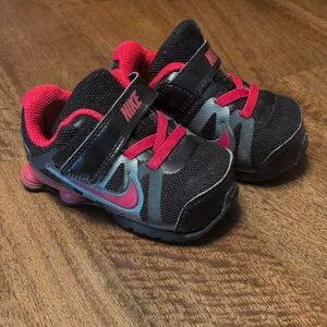 Nike Kids Black and Pink Sneakers